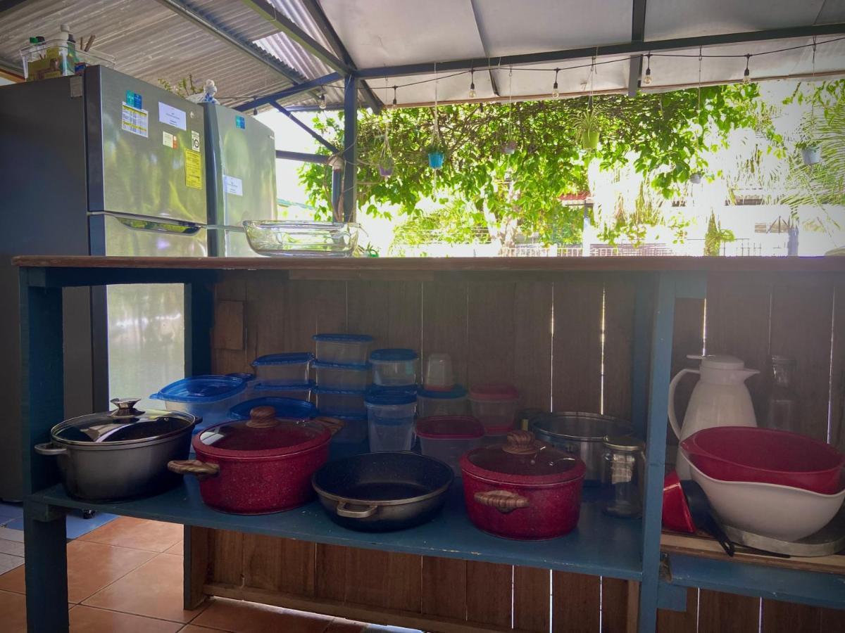 Rooms & Pool Macaws Uvita Esterno foto