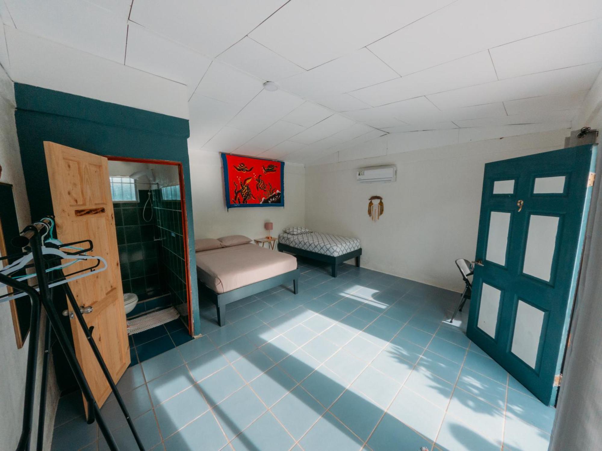 Rooms & Pool Macaws Uvita Esterno foto