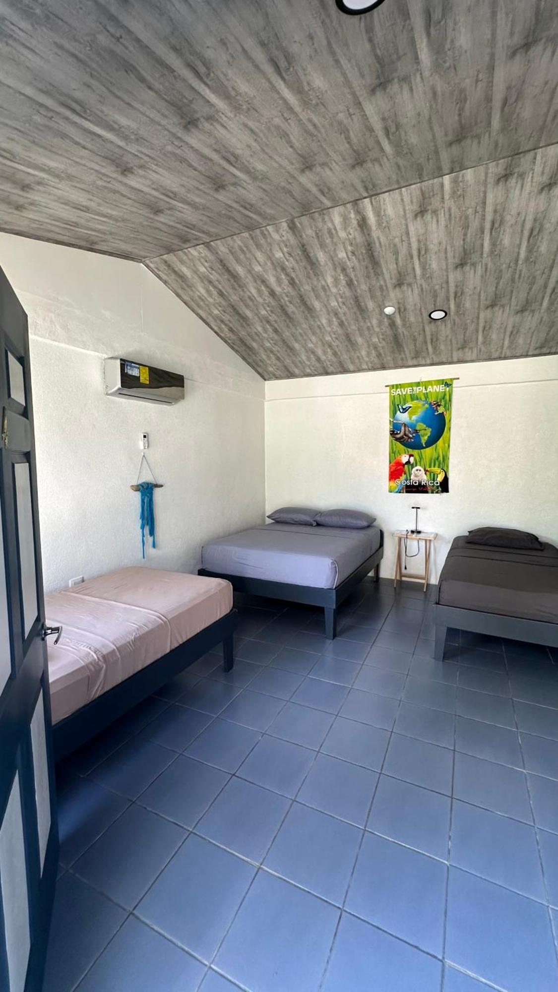 Rooms & Pool Macaws Uvita Esterno foto
